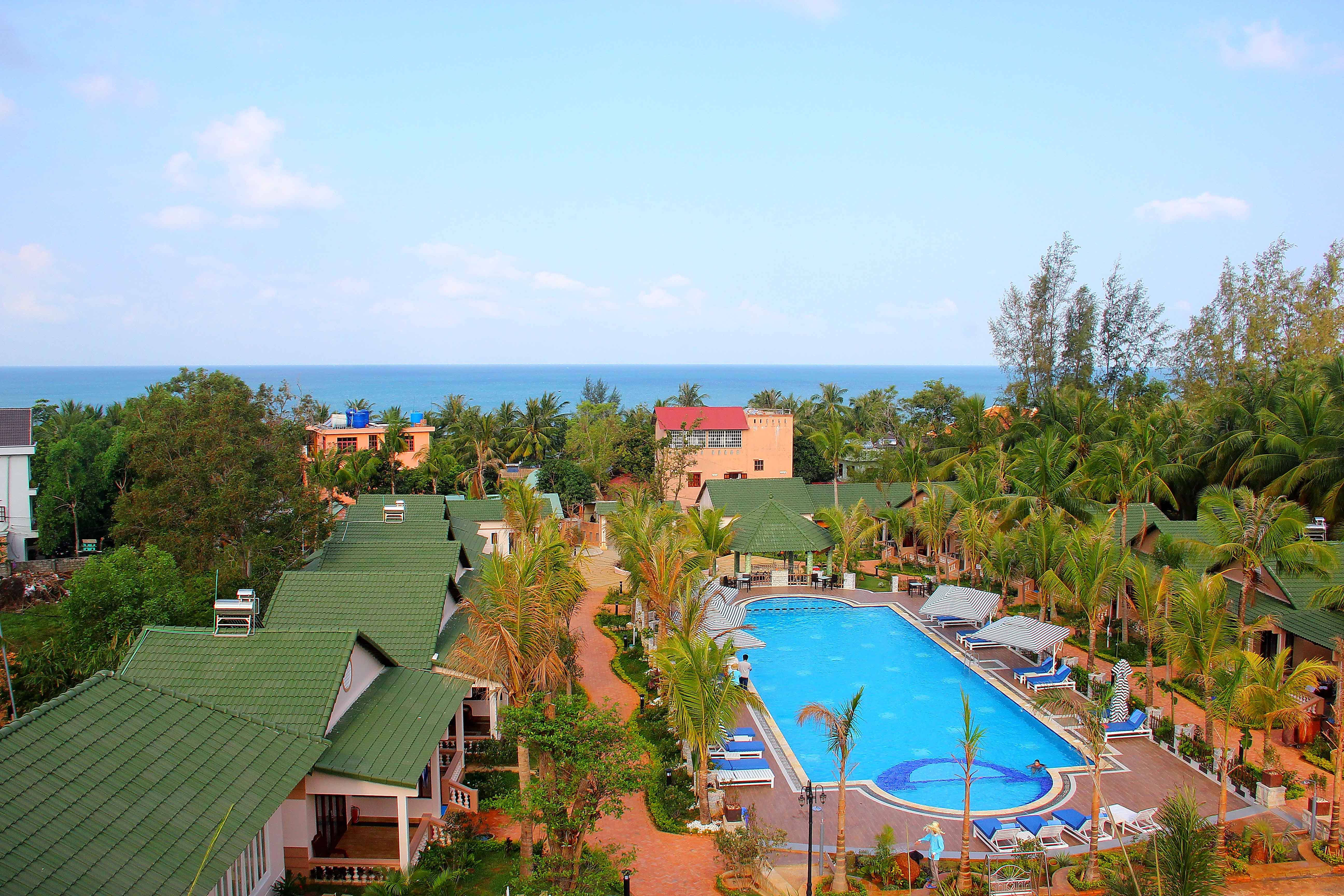 Cảnh quan Resort Phú VÂn - Hotel24h.net